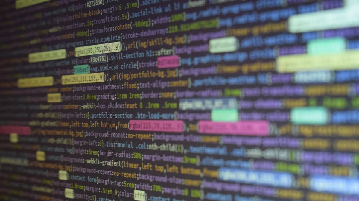 Linux'ta Log Yönetimi: Sistem Loglarını Okuma ve Analiz Etme