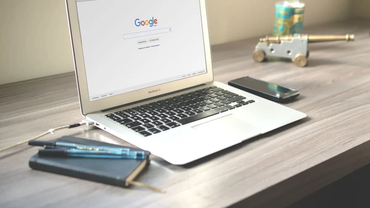 llms.txt Nedir? Siteni AI Arama Motorlarına Hazırla