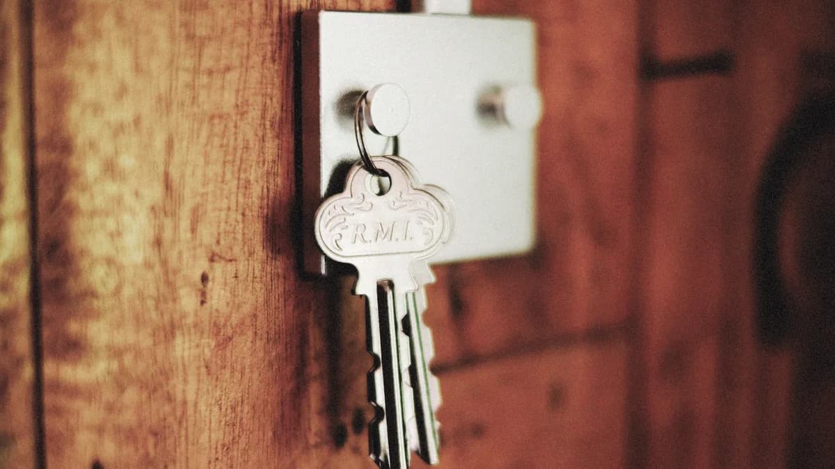 Linux SSH Port Değiştirme: Prosedür, Port Knocking ve Alternatifler
